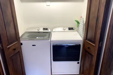 Apartment Laundry