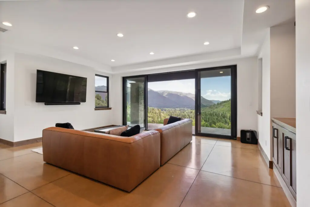 Den Movie Room